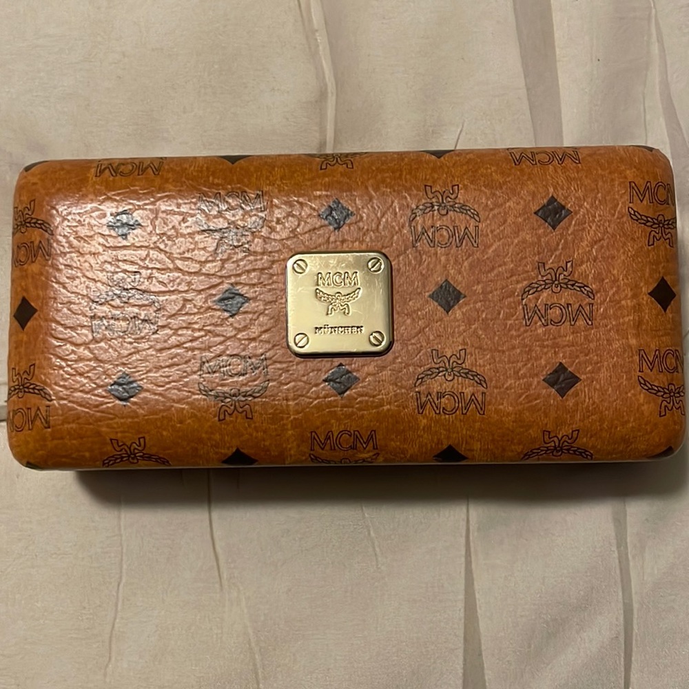 MCM sunglasses